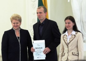 Įrašo "Iškilmingai pagerbti geriausių 2011 metais Lietuvoje apgintų disertacijų autoriai" reprezentacinis paveikslėlis