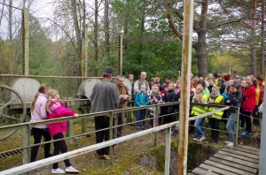Prie  hidroelektrinės
