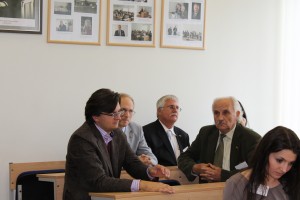 Profesorius Antanas Svirskis (pirmas iš dešinės) diskusijoje, įvykusioje memorialinėje prof. J. P. Aleksos auditorijoje Šiaulių universiteto Socialinių mokslų fakultete Profesorius Antanas Svirskis (pirmas iš dešinės) diskusijoje, įvykusioje memorialinėje prof. J. P. Aleksos auditorijoje Šiaulių universiteto Socialinių mokslų fakultete