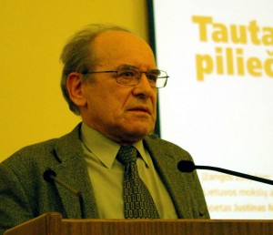Krescencijus Stoškus. Jono Vaiškūno nuotr. Krescencijus Stoškus. Jono Vaiškūno nuotr.