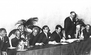 Pasaulio lietuvių inžinierių ir architektų sąjungos (PLIAS) pirmininkas (1968-1972) Juozas Danys pradeda dešimtąjį sąjungos suvažiavimą Toronte (1970 m.)