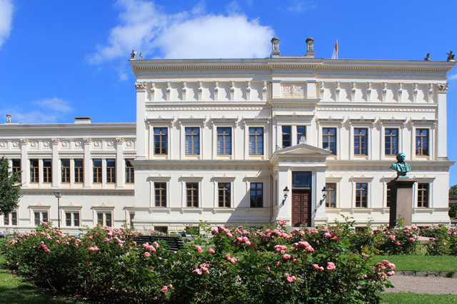 Praninskaite-Lundo centriniai
