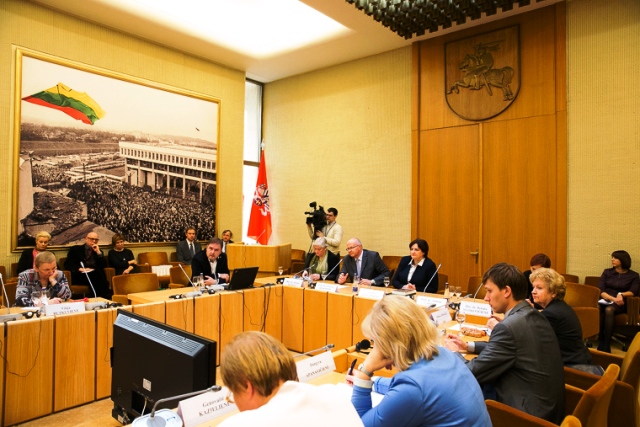 Dr. Leono Bistro gimimo metinėms skirtos konferencijos dalyviai Seime