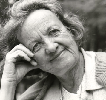 Rašytoja Alė Rūta 1992 m. Fotografas – Antanas Sutkus. LMA Vrublevskių bibliotekos archyvo nuotraukos Rašytoja Alė Rūta 1992 m. Fotografas – Antanas Sutkus. LMA Vrublevskių bibliotekos archyvo nuotraukos