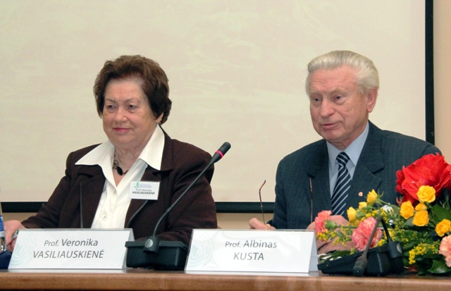Konferencijos moderatoriai: akad. Veronika Vasiliauskienė ir akad. Albinas Kusta