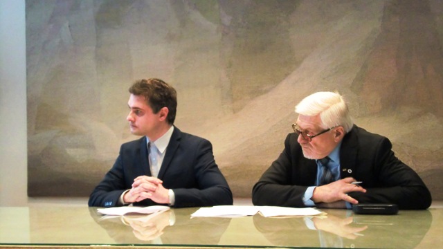 Pirmajam posėdžiui pirmininkavo Jonas Vaitkus (dešinėje) ir Paulius Stonis. Aldonos Vasiliauskienės nuotraukos