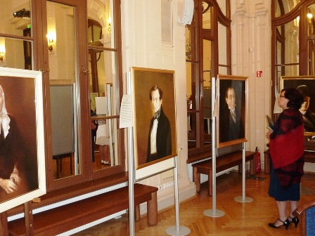 Iškilių krašto asmenybių portretų paroda  Lietuvos mokslų akademijoje Zenono Ripinskio nuotraukos