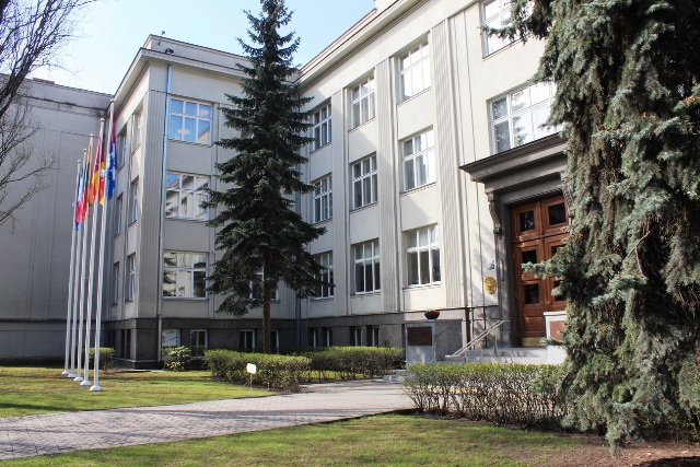 LSMU1