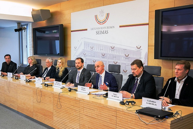 LRS PLB spaudos konferencija