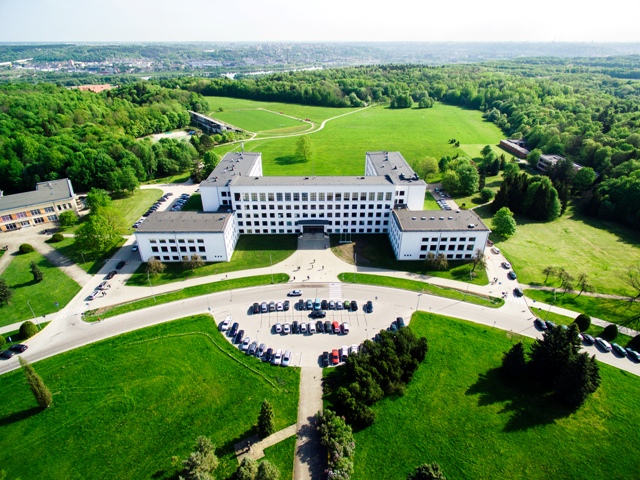 ASU centriniai