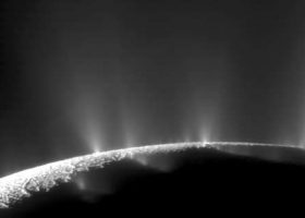 Įrašo "Saturno palydove Enceladus yra visos sąlygos, kad jame galėtų egzistuoti gyvybė" reprezentacinis paveikslėlis