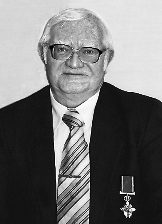 Matulevicius Algirdas su medaliu