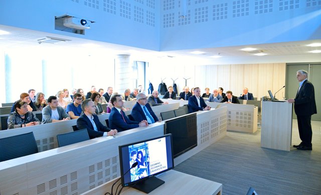 Susitikimodiskusijosdalyviai1 Susitikimodiskusijosdalyviai1