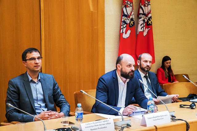 15 svetainei Lauras Stacevičius konferencija Seime 15 svetainei Lauras Stacevičius konferencija Seime