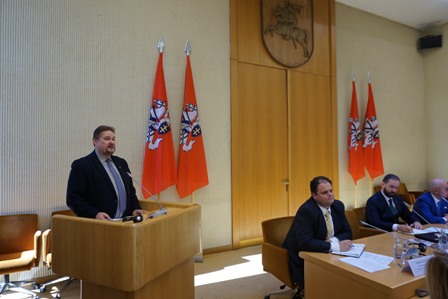 22 Stasys Tumėnas Seime nukirpti