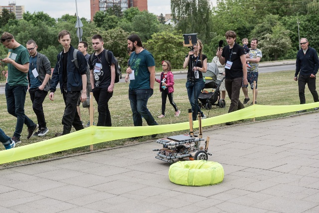 „Robotų intelektas“ 2019 03