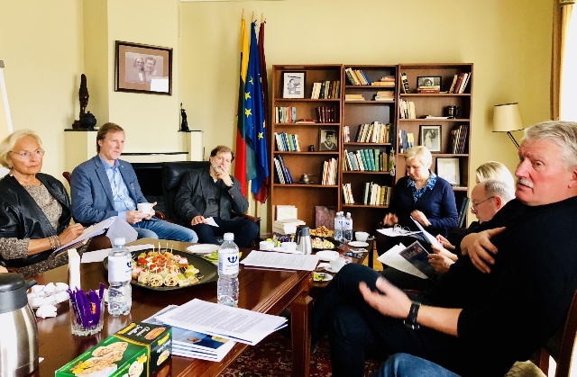 Pasaulio lietuvių mokslo ir kūrybos simpoziumo iniciatyvinė grupė