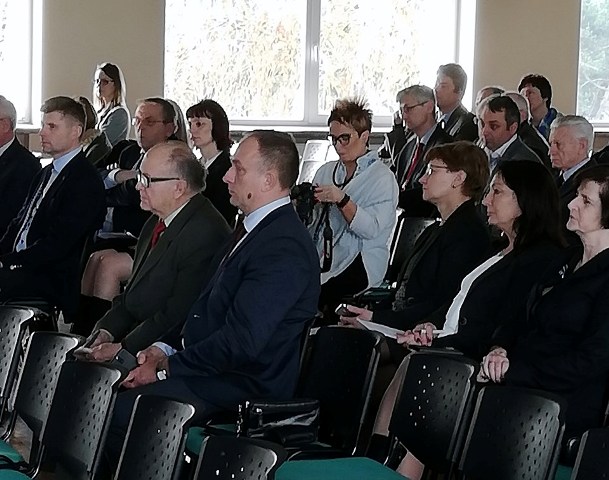 22 22 Diskusijos dėl žemės ūkio specialistų dalyviai 22 22 Diskusijos dėl žemės ūkio specialistų dalyviai