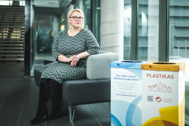 VGTUAplinkosapsaugosirvandensininerijoskatedrosdocentAuraZigmontien SimoBernotonuotrauka