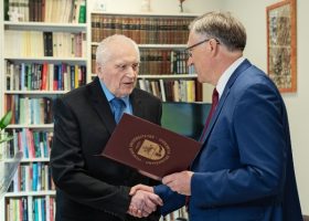 Įrašo "After more than half a century, dissident Antanas Terleckas returned to the VU community of historians" reprezentacinis paveikslėlis