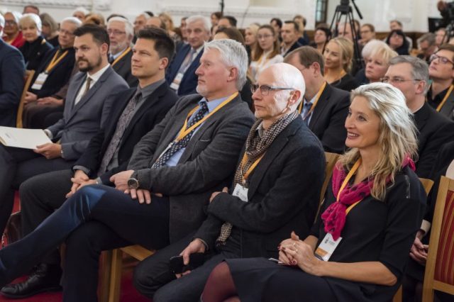 25 XVI simpoziumo akimirka 25 XVI simpoziumo akimirka