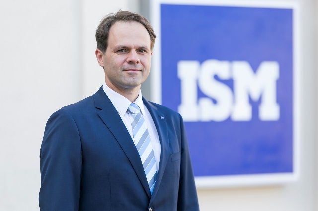 ProfdrTadasarapovasISMVadybosirekonomikosuniversitetoEkonomikosirduomenanalitikosprogramosvadovas