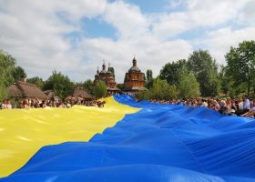 Įrašo "VDU Ukrainos centro gimtadienyje – sutelktos bendruomenės, padėka partneriams ir rėmėjams" reprezentacinis paveikslėlis