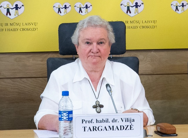 37 Dėl Agnės Kudarauskienės V. Targamadzė