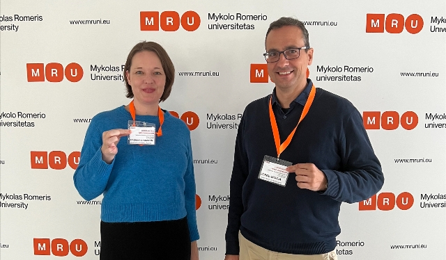 42 MRU Kalbos barjerų mažinimas. Doc. dr. Dagmara Gromann ir dr. Jorge’ė Gracia