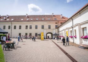 Įrašo "Lankytojai atranda atsinaujinusį Lietuvos nacionalinį muziejų" reprezentacinis paveikslėlis