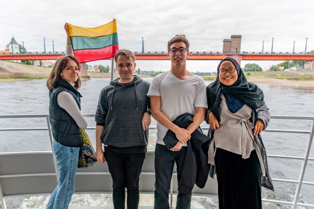 JorisKazlauskassulietuvikalbosirkultroskursstudentais JorisKazlauskassulietuvikalbosirkultroskursstudentais