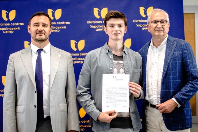 59 VDU Ukrainos ambasadorius P. Bešta Oleksandras ir Ukrainos centro vadovas A.Kumža