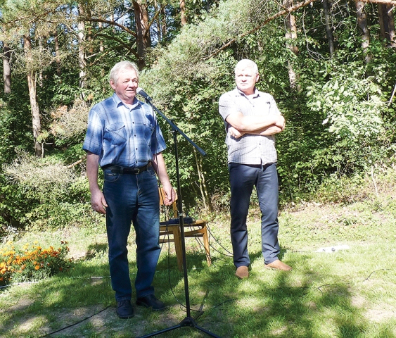 61 Zigmui Zinkevičiui skirto koplytstulpio autoriai 2