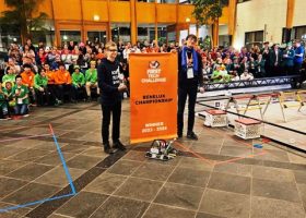 Įrašo "Lietuvos moksleivių robotikos komanda ir toliau stebina Europą – aplenkę 73 komandas lietuviai keliauja į pasaulio finalą JAV" reprezentacinis paveikslėlis