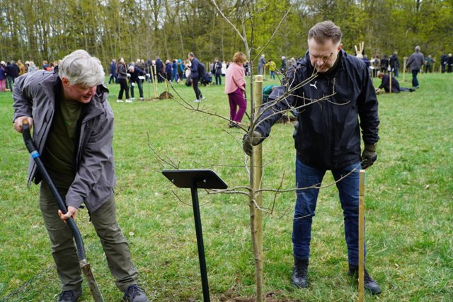 74 Žemės ūkio akademijos šimtmetis ąžuolų sodinimas
