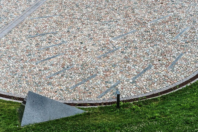 Sukilėlių užkasimo memorialas Gedimino kalno aikštelėje. Fot. Augustinas Bėkšta LNM.1