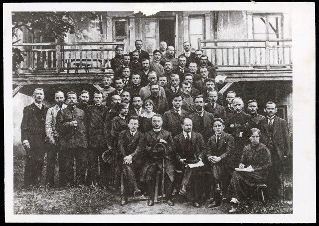 85 Partijos prieš 100 metų. Steigiamojo Seimo Krikščionių demokratų frakcija 85 Partijos prieš 100 metų. Steigiamojo Seimo Krikščionių demokratų frakcija