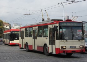 Įrašo "Dvikova be taisyklių: automobiliai vs viešasis transportas" reprezentacinis paveikslėlis