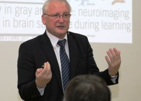 Įrašo "LSU rektoriui Albertui Skurvydui skirta Kauno miesto mokslininko premija" reprezentacinis paveikslėlis