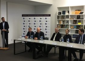 Įrašo "Mokslo ir verslo proveržis kitąmet: startuoliai ir dar neišnaudotos globalios tendencijos" reprezentacinis paveikslėlis Įrašo "Mokslo ir verslo proveržis kitąmet: startuoliai ir dar neišnaudotos globalios tendencijos" reprezentacinis paveikslėlis