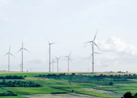 Įrašo "Atsinaujinanti energetika – Lietuvos ekonomikos variklis?" reprezentacinis paveikslėlis
