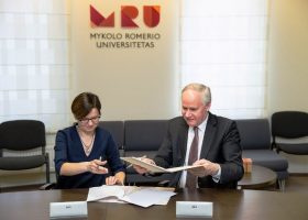 Įrašo "Universitetas ir verslas suvienijo jėgas: pristatoma inovatyvi studijų programa" reprezentacinis paveikslėlis Įrašo "Universitetas ir verslas suvienijo jėgas: pristatoma inovatyvi studijų programa" reprezentacinis paveikslėlis