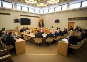 Įrašo "Vyriausybės planuose – iš užsienio grįžtančių vaikų integracija švietimo sistemoje" reprezentacinis paveikslėlis Įrašo "Vyriausybės planuose – iš užsienio grįžtančių vaikų integracija švietimo sistemoje" reprezentacinis paveikslėlis