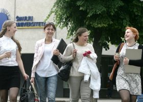 Įrašo "Ar regioninis universitetas reikalingas Lietuvai? Atsakymai iš pačių gyventojų lūpų" reprezentacinis paveikslėlis