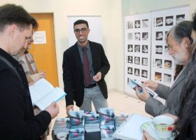 Įrašo "Apie studijų patirtį Lietuvoje knygą parašęs italas mūsų šalį vadina antraisiais namais" reprezentacinis paveikslėlis Įrašo "Apie studijų patirtį Lietuvoje knygą parašęs italas mūsų šalį vadina antraisiais namais" reprezentacinis paveikslėlis
