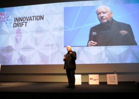 Įrašo "Futurologo prognozės 2030-ųjų pasauliui: šeši didžiausi kito dešimtmečio iššūkiai" reprezentacinis paveikslėlis Įrašo "Futurologo prognozės 2030-ųjų pasauliui: šeši didžiausi kito dešimtmečio iššūkiai" reprezentacinis paveikslėlis