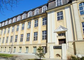 Įrašo "Vilniaus ir Klaipėdos menininkų potencialas konsoliduojamas KU Menų akademiją integruojant į LMTA" reprezentacinis paveikslėlis