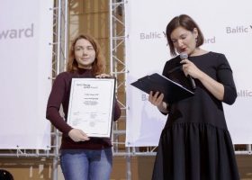 Įrašo "Vilniaus dailės akademijos studentės papuošalų kolekcija sužavėjo tarptautinę publiką" reprezentacinis paveikslėlis Įrašo "Vilniaus dailės akademijos studentės papuošalų kolekcija sužavėjo tarptautinę publiką" reprezentacinis paveikslėlis