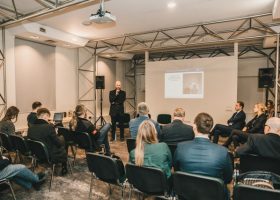 Įrašo "Lietuvių karinės pramonės išradimai siūlo sprendimus, kaip sumažinti išlaidas krašto apsaugai" reprezentacinis paveikslėlis Įrašo "Lietuvių karinės pramonės išradimai siūlo sprendimus, kaip sumažinti išlaidas krašto apsaugai" reprezentacinis paveikslėlis