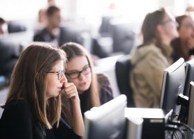 Įrašo "Seimas svarstys siūlymą atšaukti valstybinių brandos egzaminų skaičiaus padidinimą" reprezentacinis paveikslėlis Įrašo "Seimas svarstys siūlymą atšaukti valstybinių brandos egzaminų skaičiaus padidinimą" reprezentacinis paveikslėlis